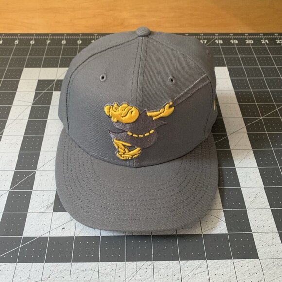 New Era 59Fifty Hat Men 7 San Diego Padres Cooperstown Swinging Friar Fitted Cap - Picture 2 of 7